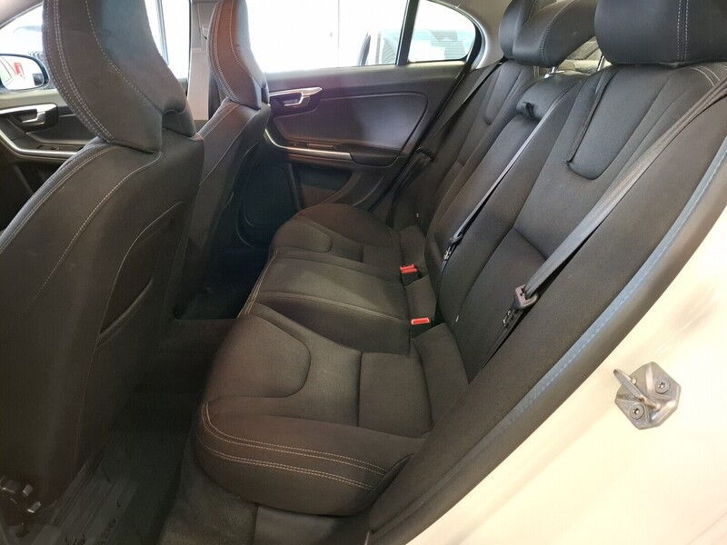 Volvo S60 Cross Country vaihtoauto