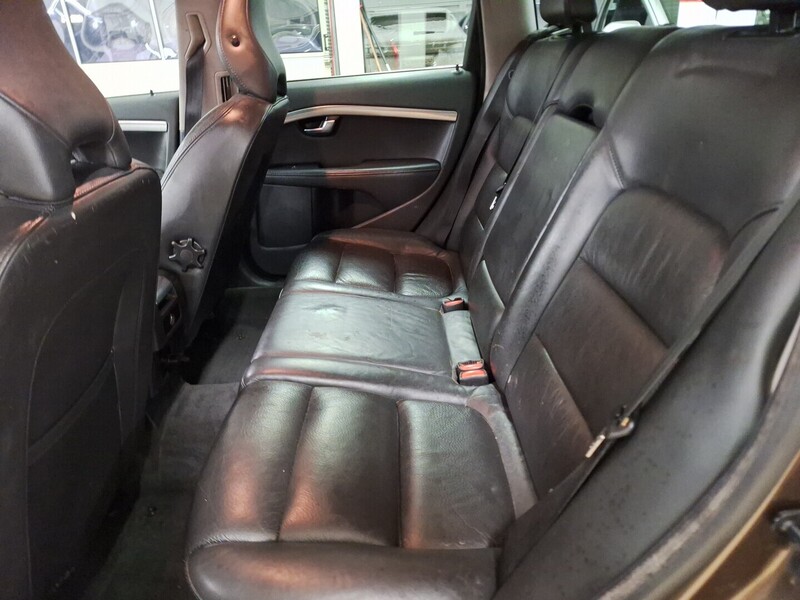 Volvo V70 vaihtoauto