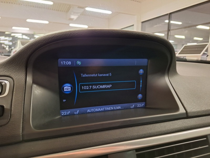 Volvo V70 vaihtoauto