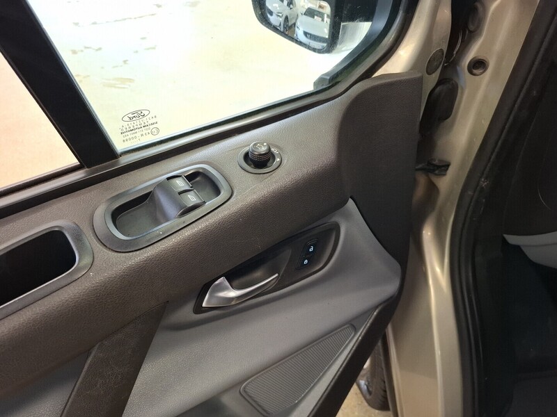 Ford Transit Custom vaihtoauto