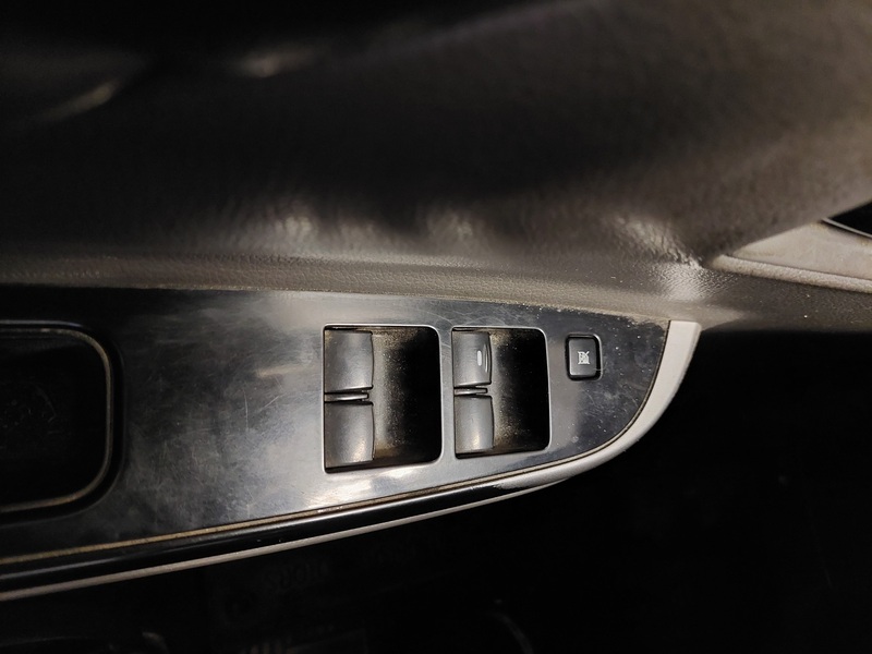 Mitsubishi L200 vaihtoauto