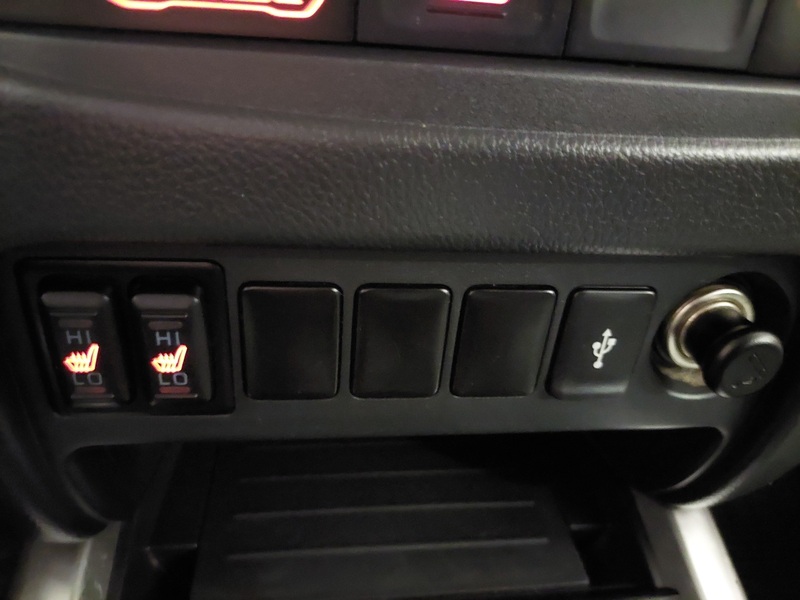 Mitsubishi L200 vaihtoauto