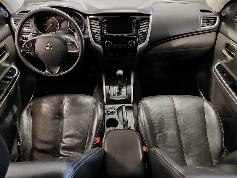 Mitsubishi L200 vaihtoauto