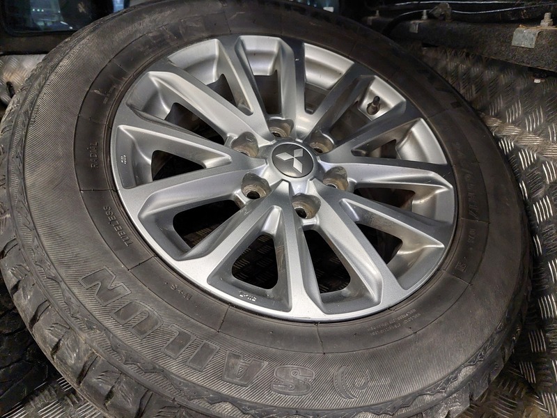 Mitsubishi L200 vaihtoauto