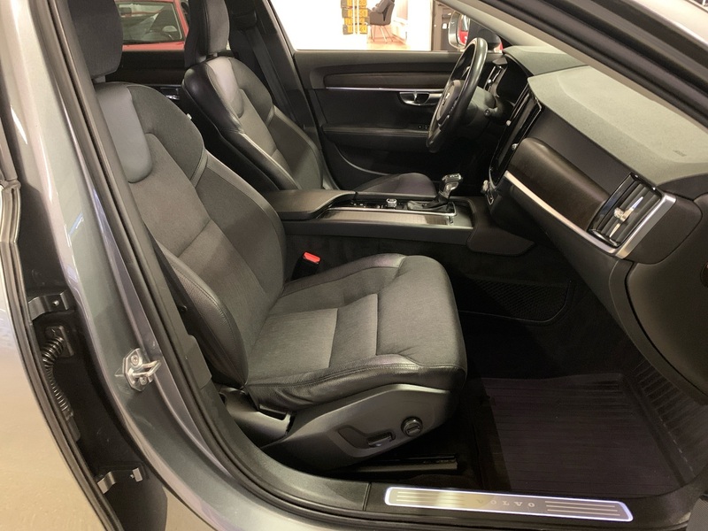 Volvo V90 Cross Country vaihtoauto