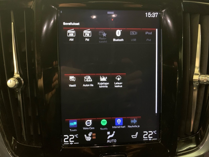 Volvo V90 Cross Country vaihtoauto