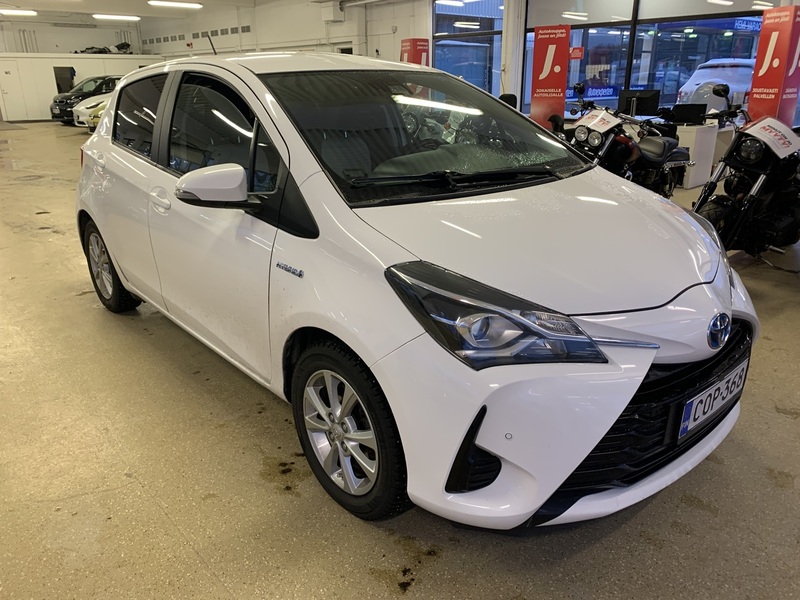 Toyota Yaris vaihtoauto
