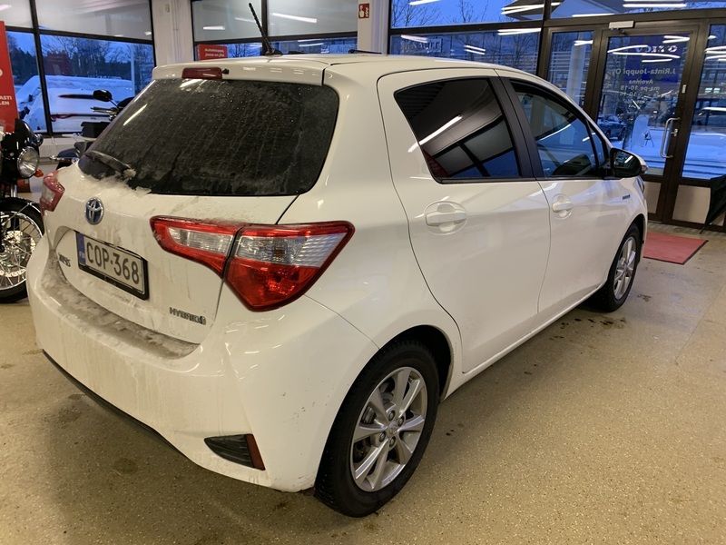 Toyota Yaris vaihtoauto