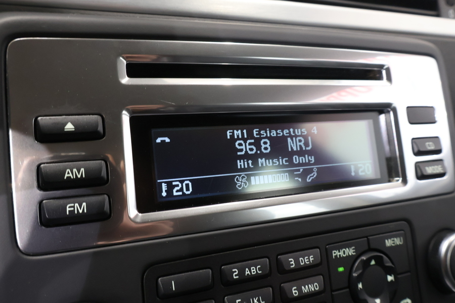 Volvo V70 vaihtoauto