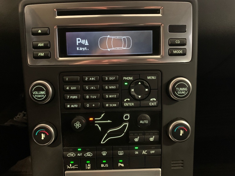 Volvo V70 vaihtoauto