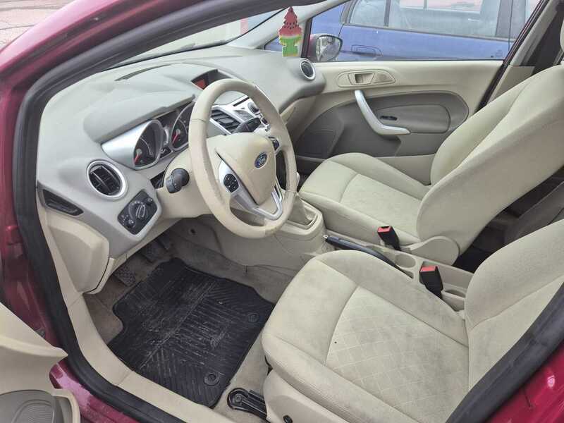 Ford Fiesta vaihtoauto