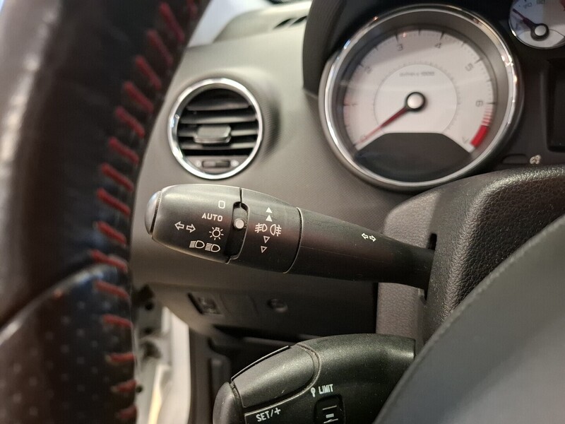 Peugeot 308 vaihtoauto