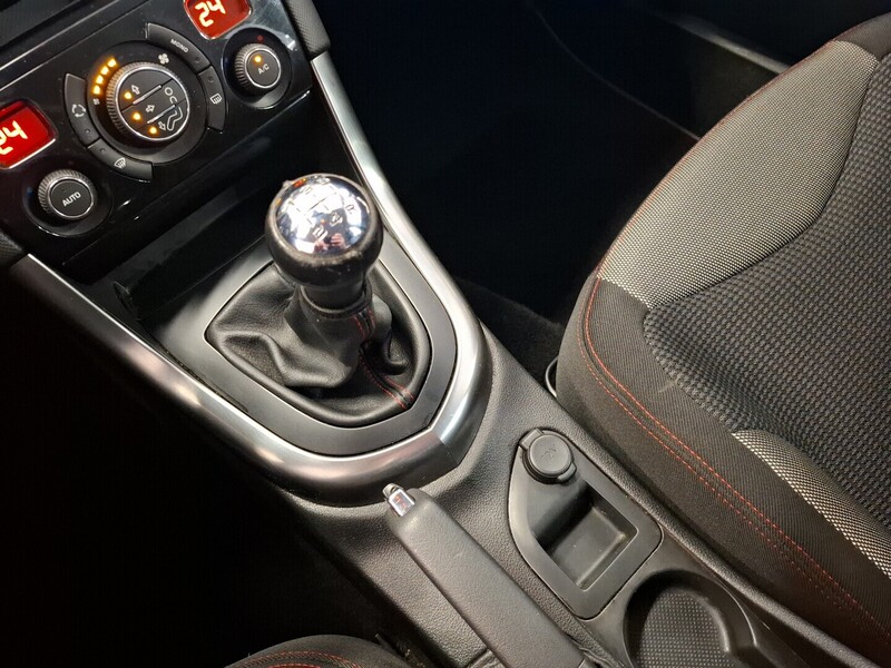 Peugeot 308 vaihtoauto