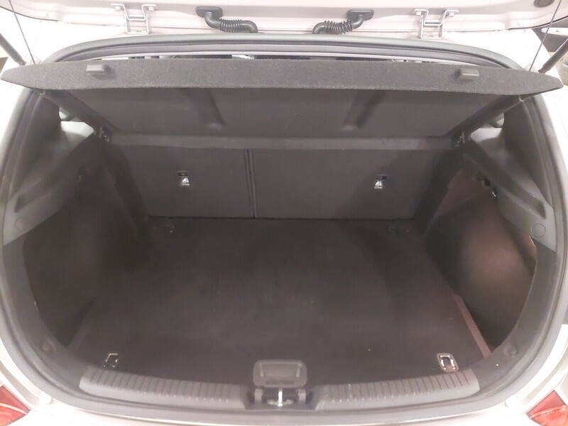 Hyundai i30 5d vaihtoauto