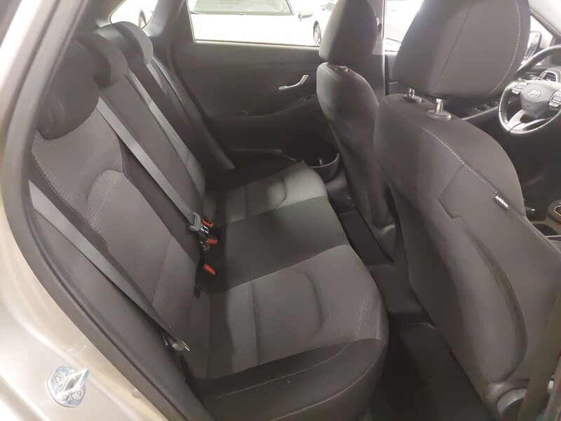 Hyundai i30 5d vaihtoauto