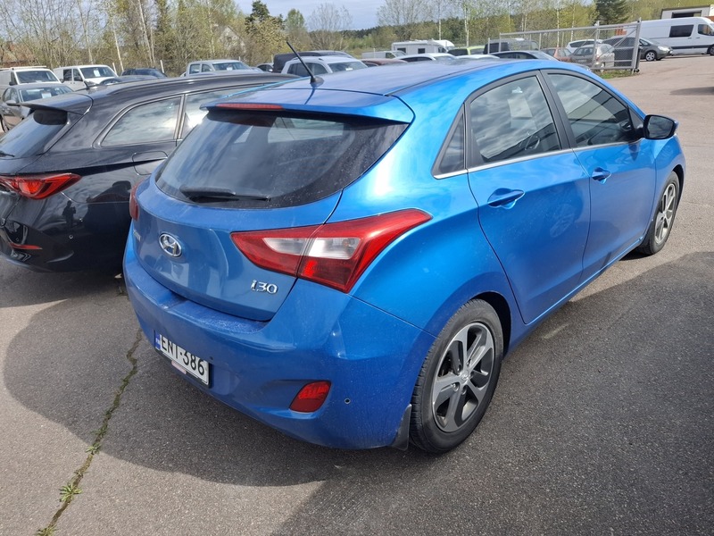 Hyundai i30 5d vaihtoauto