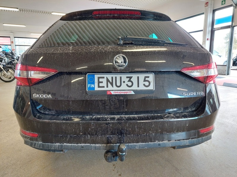 Skoda Superb vaihtoauto