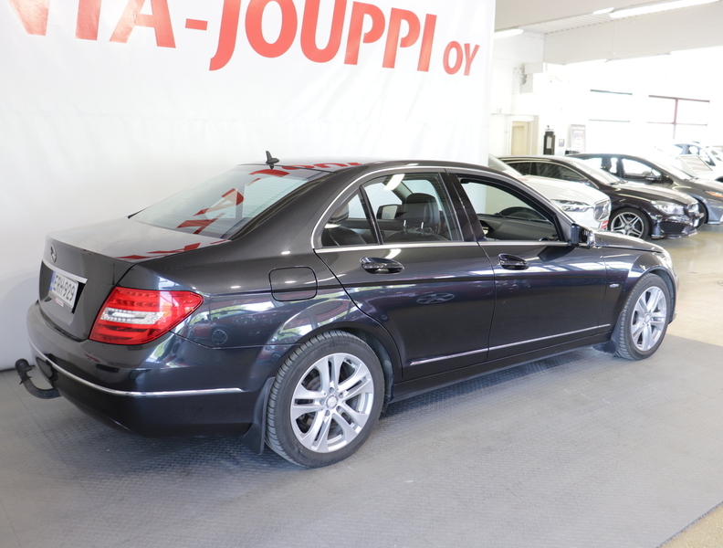 Mercedes-Benz C vaihtoauto