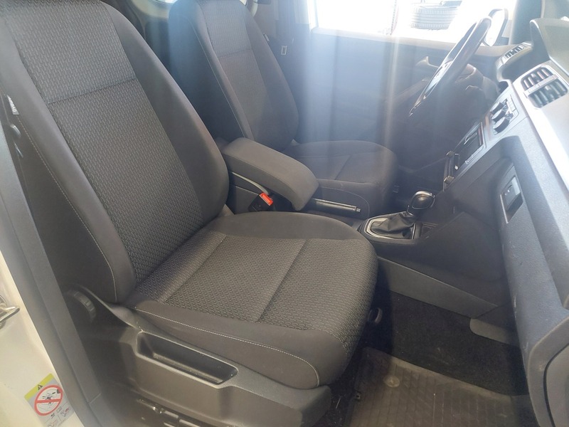 Volkswagen Caddy Maxi vaihtoauto