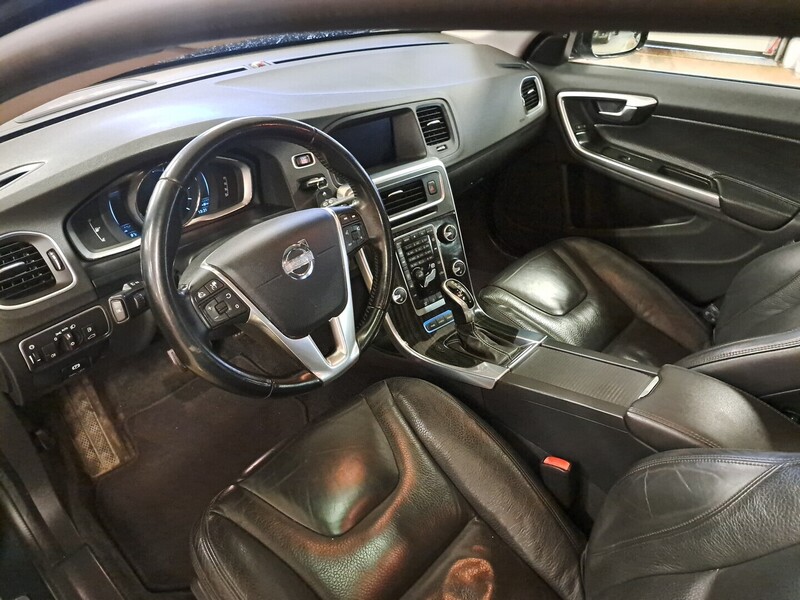 Volvo V60 vaihtoauto