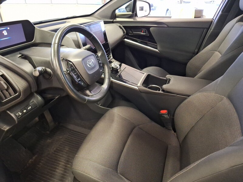 Toyota bZ4X vaihtoauto