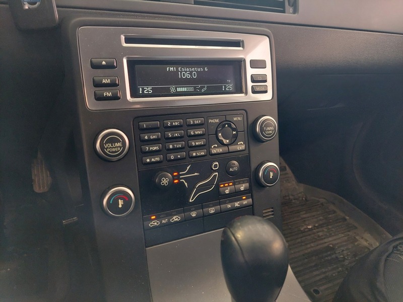 Volvo V70 vaihtoauto