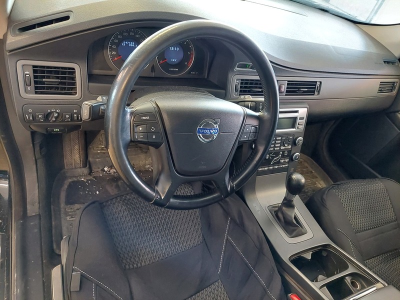 Volvo V70 vaihtoauto