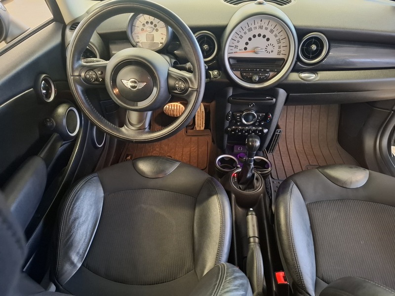 Mini Clubman vaihtoauto