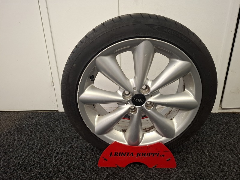 Mini Clubman vaihtoauto