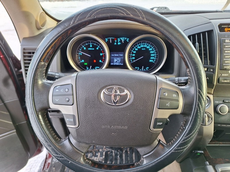 Toyota Land Cruiser vaihtoauto