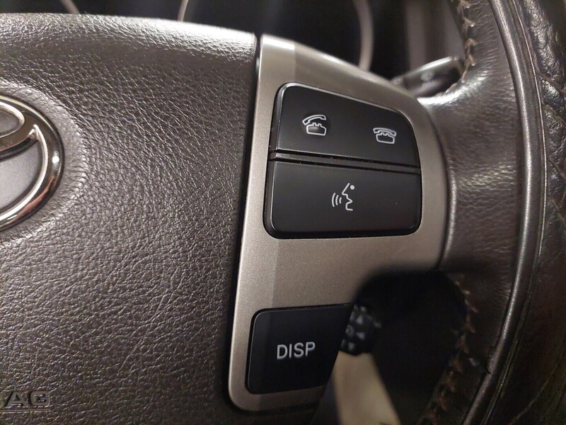 Toyota Land Cruiser vaihtoauto