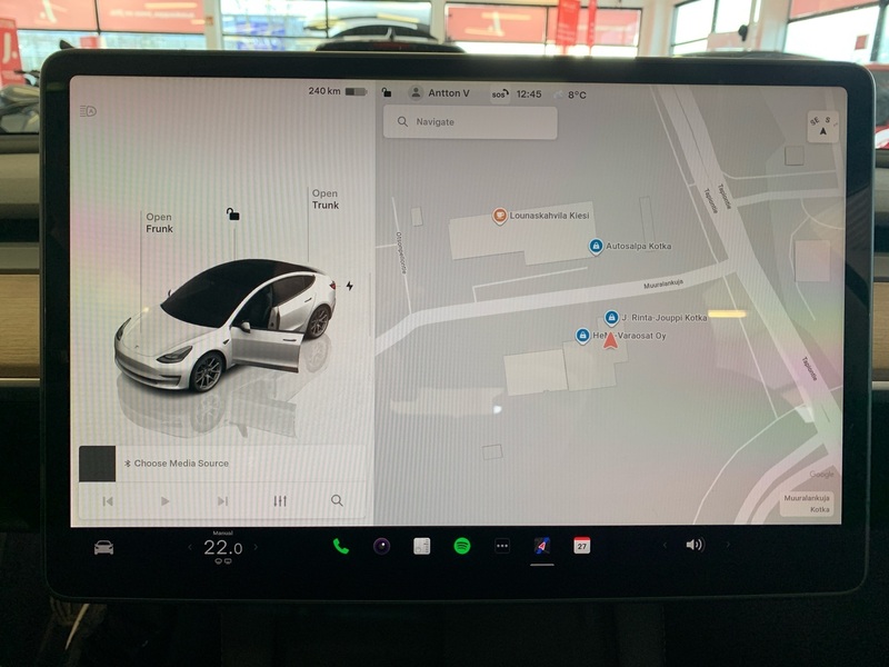Tesla Model 3 vaihtoauto