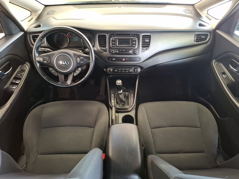 Kia Carens vaihtoauto