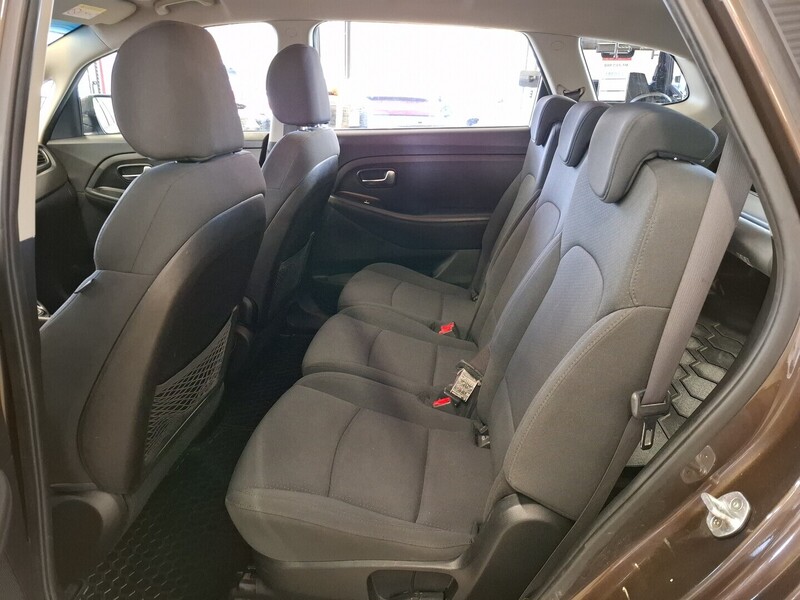 Kia Carens vaihtoauto