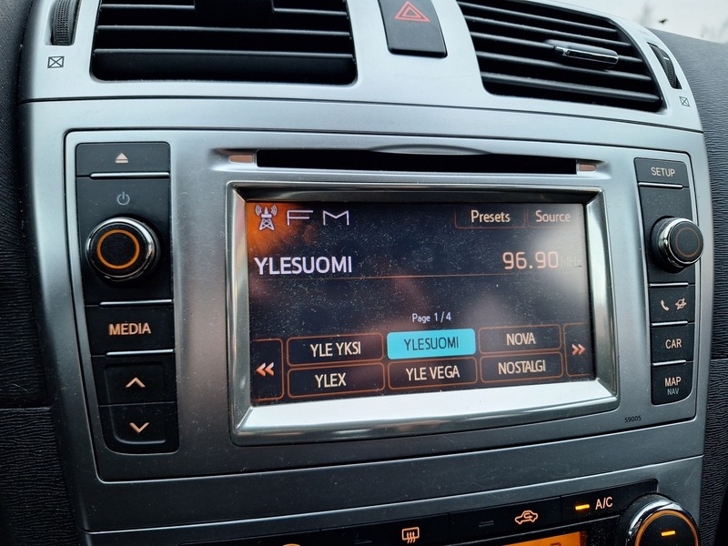 Toyota Avensis vaihtoauto