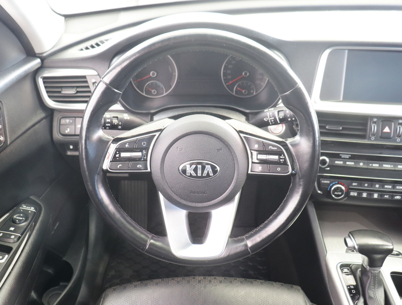 Kia Optima vaihtoauto