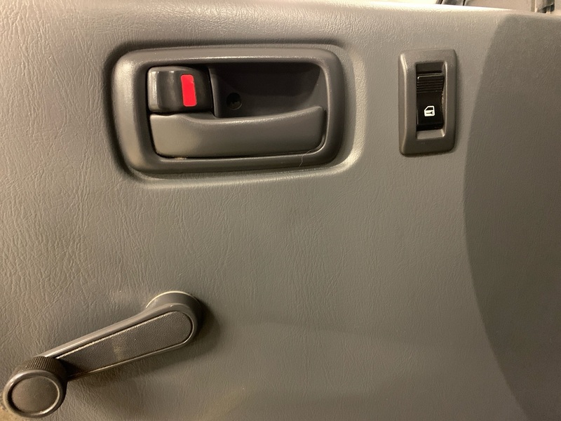 Toyota Hiace vaihtoauto