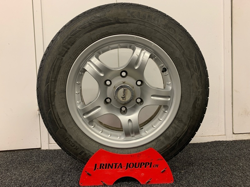 Toyota Hiace vaihtoauto