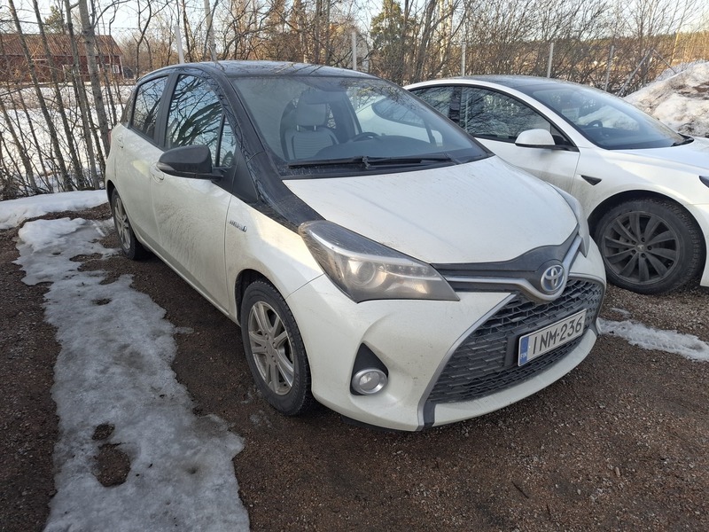 Toyota Yaris vaihtoauto