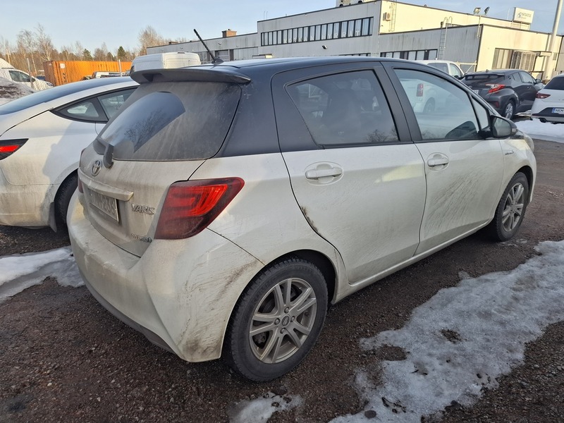 Toyota Yaris vaihtoauto