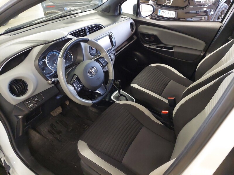 Toyota Yaris vaihtoauto