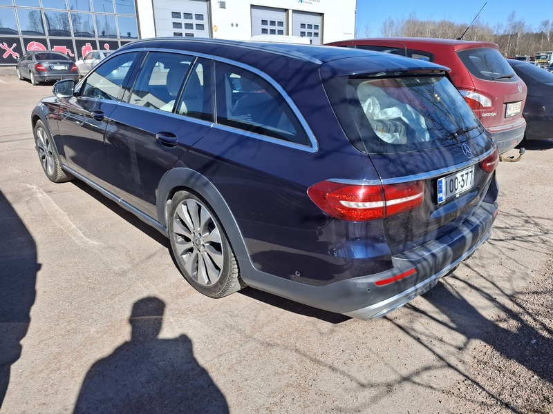 Mercedes-Benz E vaihtoauto