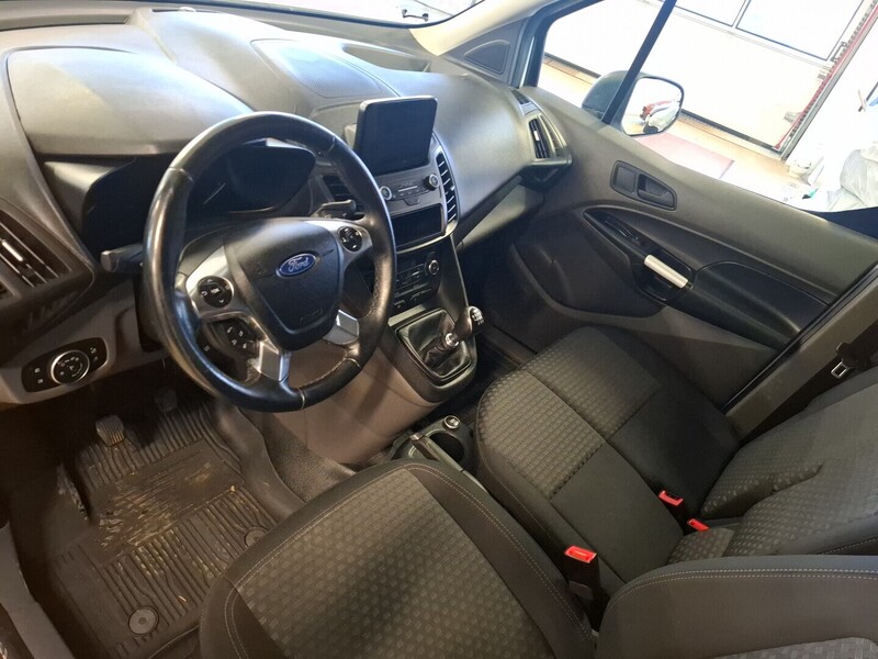 Ford Transit Connect vaihtoauto