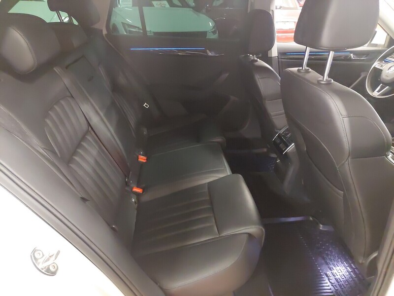 Skoda Superb vaihtoauto