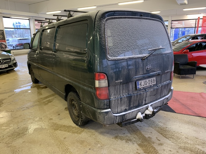 Toyota Hiace vaihtoauto