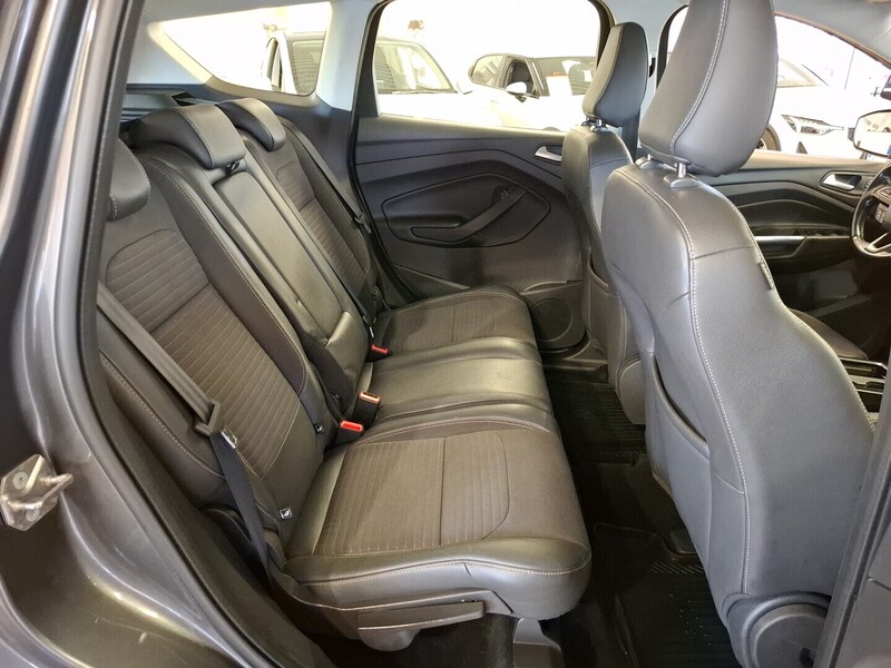 Ford Kuga vaihtoauto