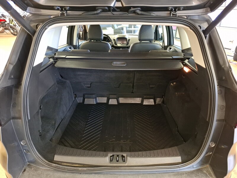 Ford Kuga vaihtoauto