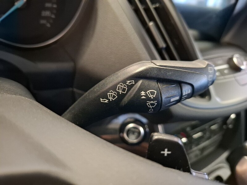 Ford Kuga vaihtoauto