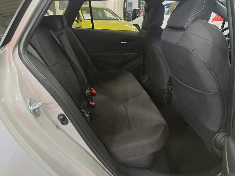 Suzuki Swace vaihtoauto