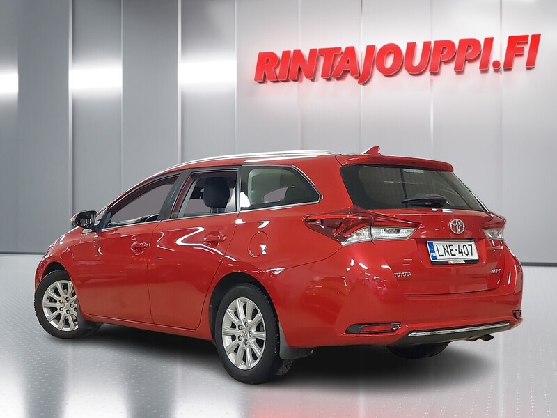 Toyota Auris vaihtoauto